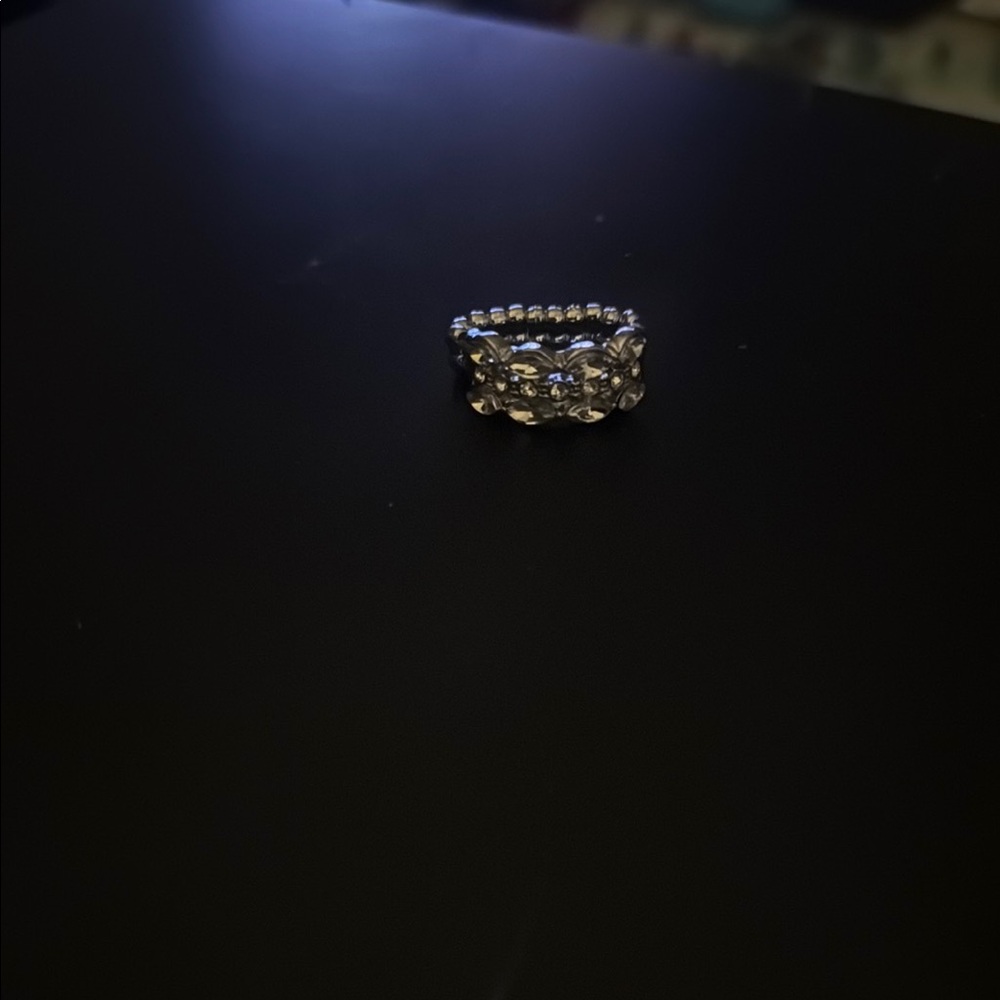 3/$10 Sale!! Elegant Silver Women's Ring
